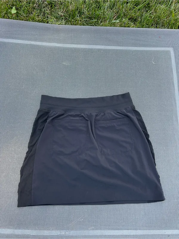 Athleta‎ Brooklyn Skort Skirt size 4 black sports tennis summer beach athletic - Image 5