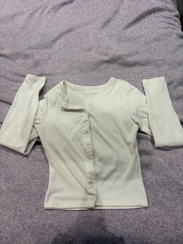 White Button - Image 2