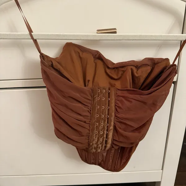 Tic Toc Brown Mesh Strapless Corset - Image 3