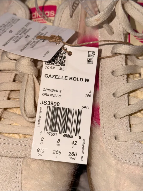 NWT Adidas Gazelle Bold Sneaker Color: Cream White Pink Gold SZ-9.5 Faux Fur - Image 11