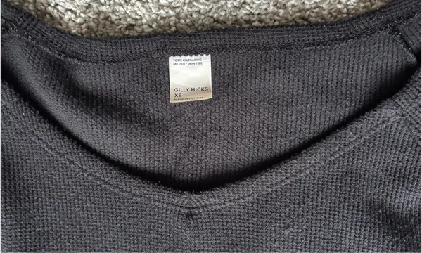 Hollister Black Off-The-Shoulder Top Long Sleeve - Image 2