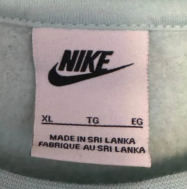 Nike Crewneck Sweatshirt - Image 3