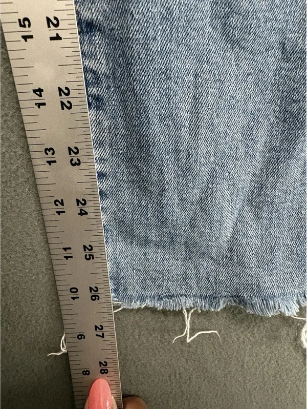 Zara Light Wash Blue Skinny Jeans Women’s Size 6 Mid Rise 5-Pocket Denim - Image 6