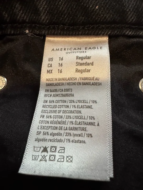 American Eagle Outfitters Black Distressed Denim Jeans– Size 16 - Image 3
