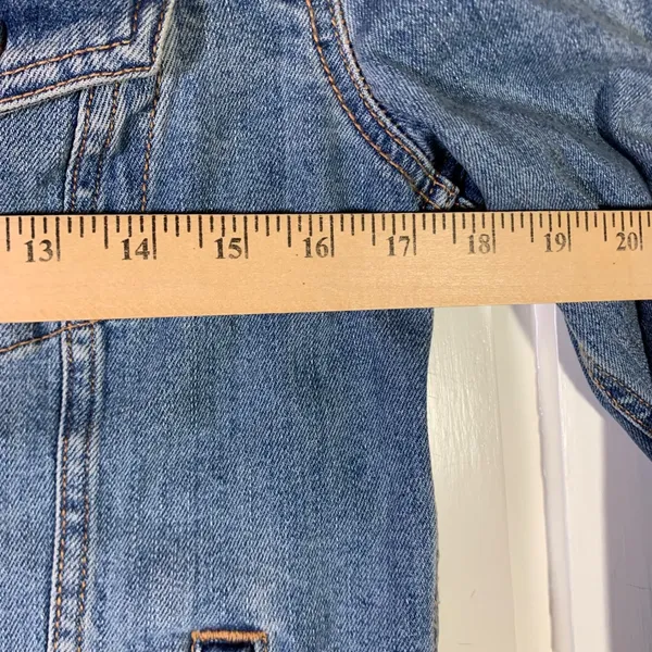 Old‎ Navy Womens Classic Denim Jacket Medium Authentic Wash Blue S Amerians - Image 6