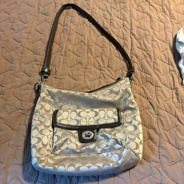 Coach Penelope Signature Sateen Convertible Hobo Bag F19282 EUC - Image 2