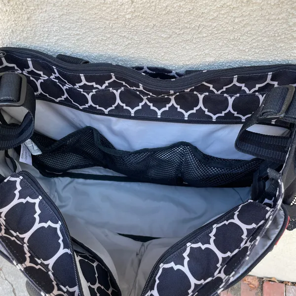 Skip Hop Duo Signature Black White Tote Stroller Bag - Image 4