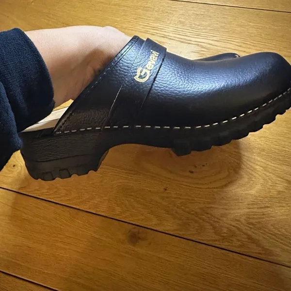 Gavavi black clogs holland 42 Size 11.5 - Image 6