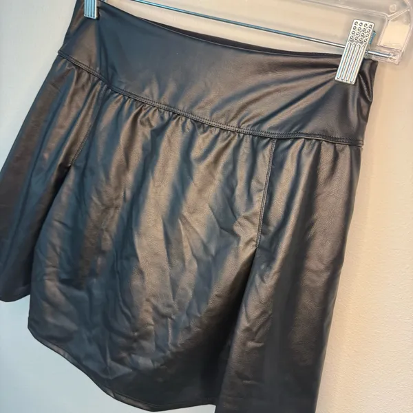 Aerie Leather Skirt Black - Image 2