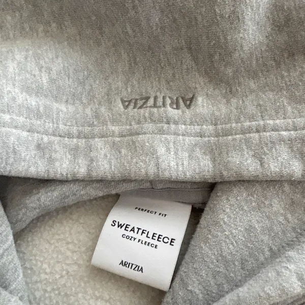 Heather Chrome Aritzia TNA Grey Sweatshirt - Image 3