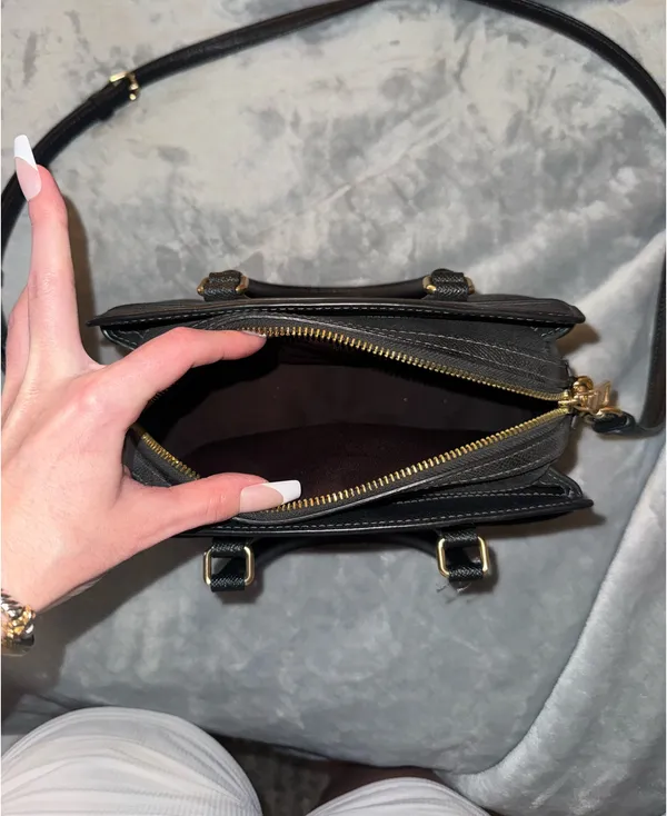Coach Purse Black Leather - Image 4