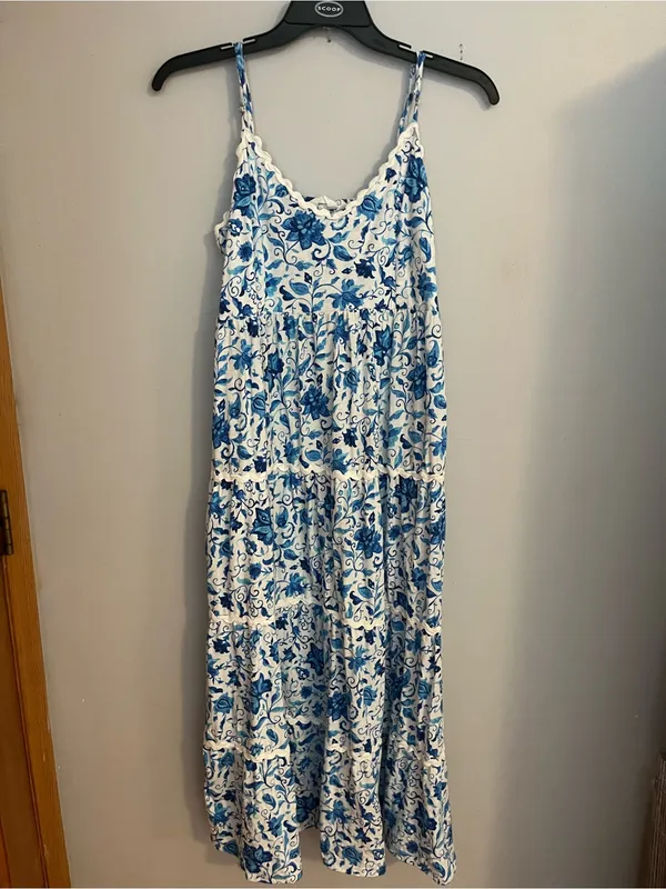 Blue Floral Tiered Maxi Dress with Spaghetti Straps - Image 2