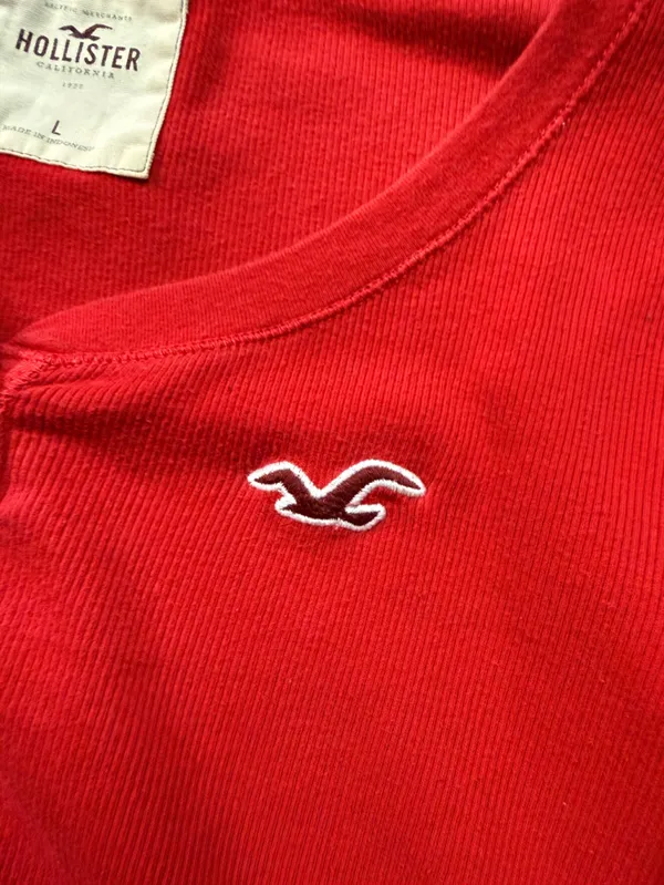 Y2K Hollister Red Long Sleeve Henley Top Embroidered Logo Women’s Size Large - Image 7
