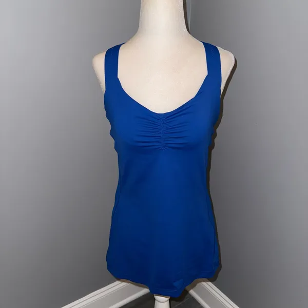 LULULEMON core kicker tank size 10 - Image 3
