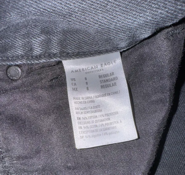 American Eagle Mom Jeans - Image 4