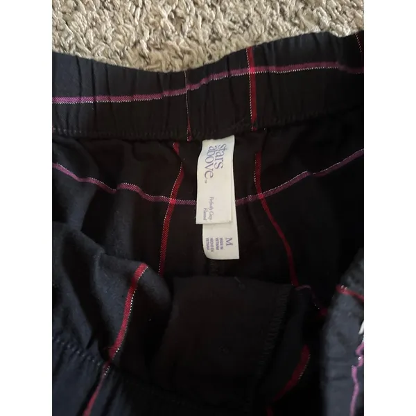 Stars Above Women's Black Red windowpane flannel pajama shorts Size Medium - Image 4