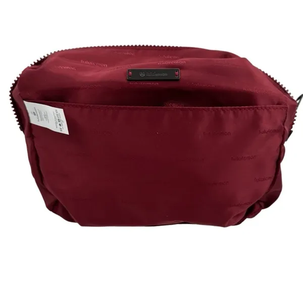 Lululemon All Your Small Things Pouch 4L Roman Red - Image 12