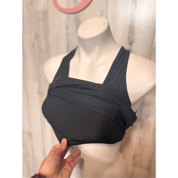 Aspire black tank top with built in sports bra size XSMALL - Image 10