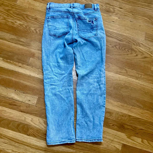American Eagle Super High-Rise Ankle Straight Jeans, Size 4 - Image 4