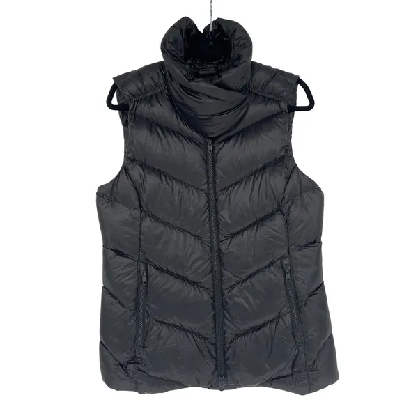 L.L. Bean Women's Boundless Down Puffer Vest Small EUC Outdoor Fall Cozy - Image 2