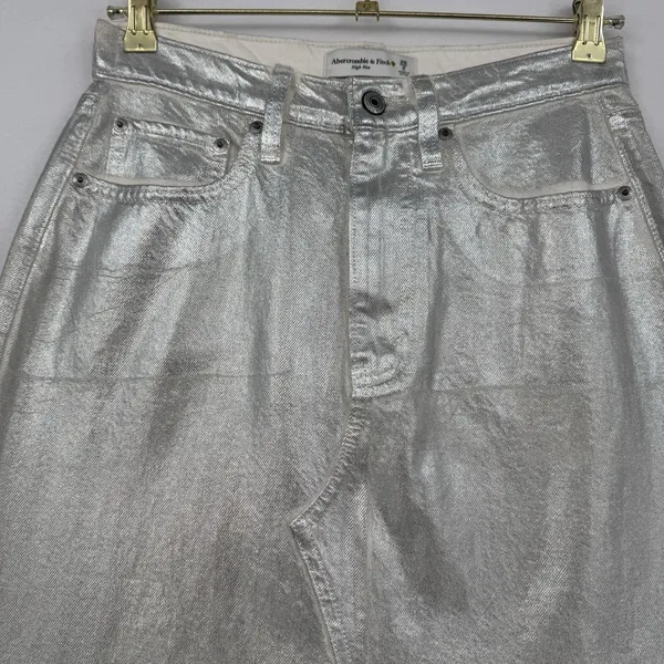 Abercrombie & Fitch Silver Metallic Denim Midi Skirt High Rise Chic Boho Size 26 - Image 3
