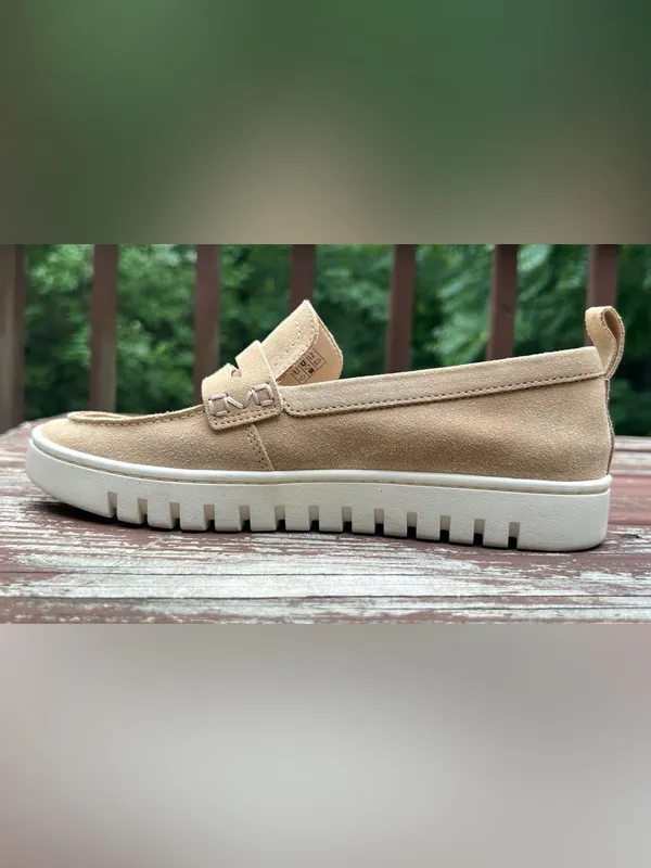 Vionic Uptown Loafers Beige Minimalist Neutral Slip On Shoes Womens|US:7 EU:37 - Image 7