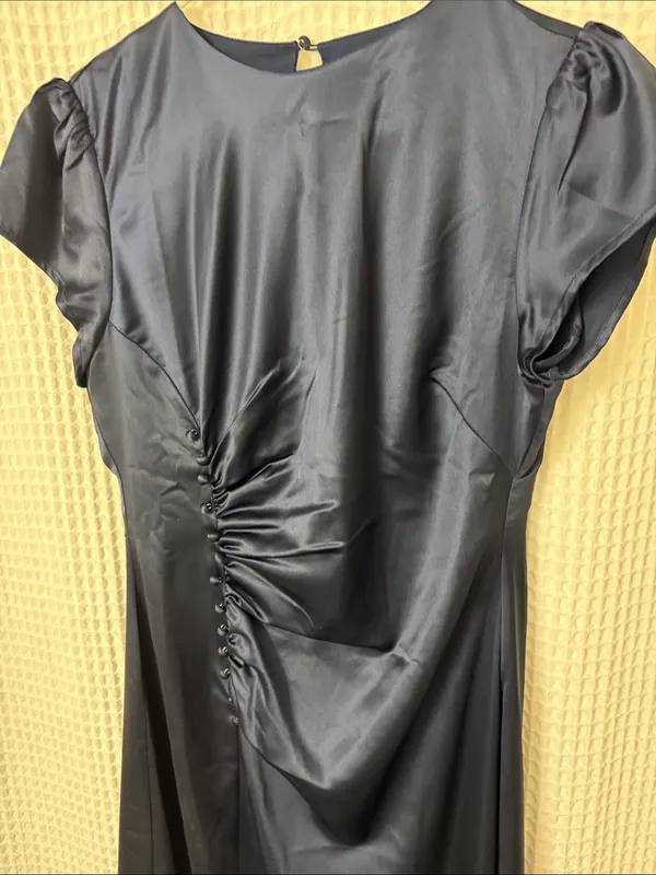 Petal + Pup Lisbeth Ruched Satin Midi Dress Navy Large NWT - Image 8