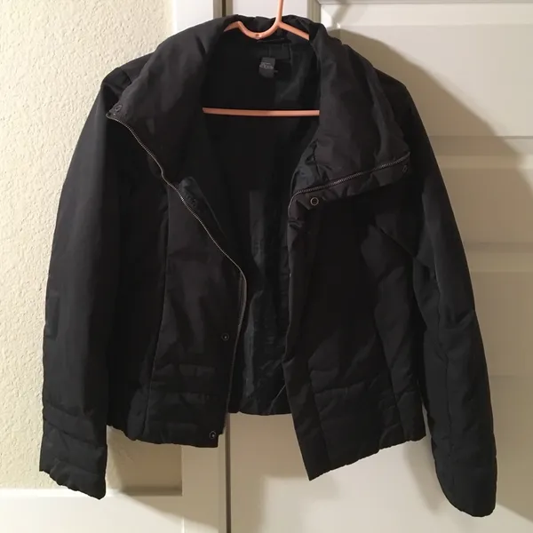 3 for $15 !! Black puffer bomber jacket - Image 3