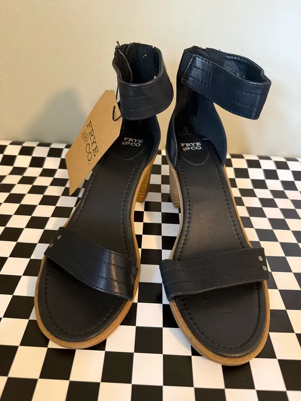 Frye and Co Heels - Image 2