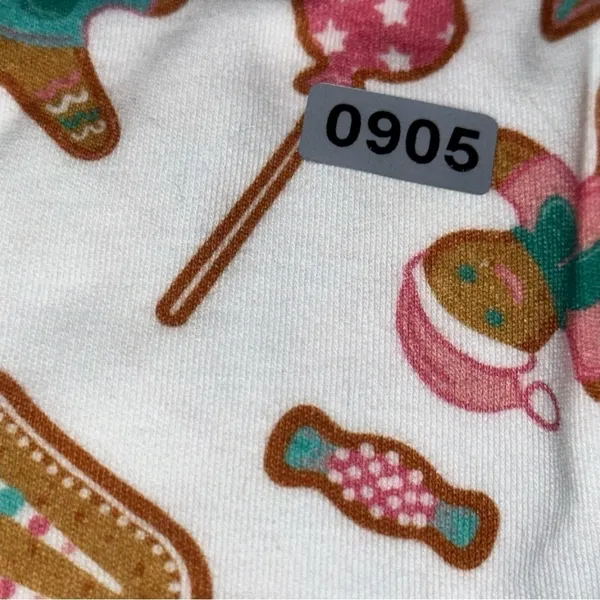 Pink Elephant Women’s Size XS White Gingerbread Print Henley Jogger Pajamas - Image 8