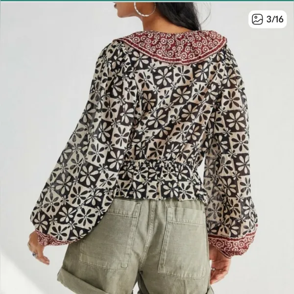 Free People‎ Mikaela Printed Wrap Top Size S Batik Floral Ruffle Boho Peasant - Image 3