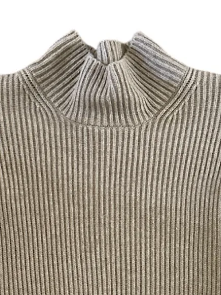 Gap ribbed cotton mock neck sweater size medium tall - Image 2