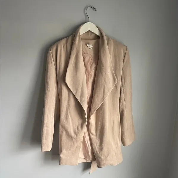 Flawless Minimalist Neutral Office Work Cropped Trench Pockets Small Fall Tan Camel Beige - Image 4