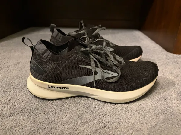Brooks Levitate Shoes Running - Image 4