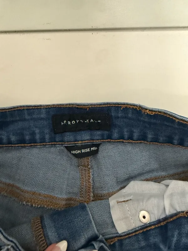 Aeropostale Shorts Midi - Image 2