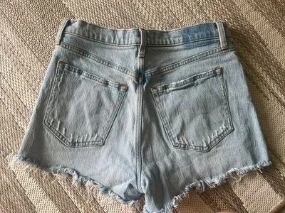 Abercrombie 90s Relaxed Cutoff Shorts - Image 2