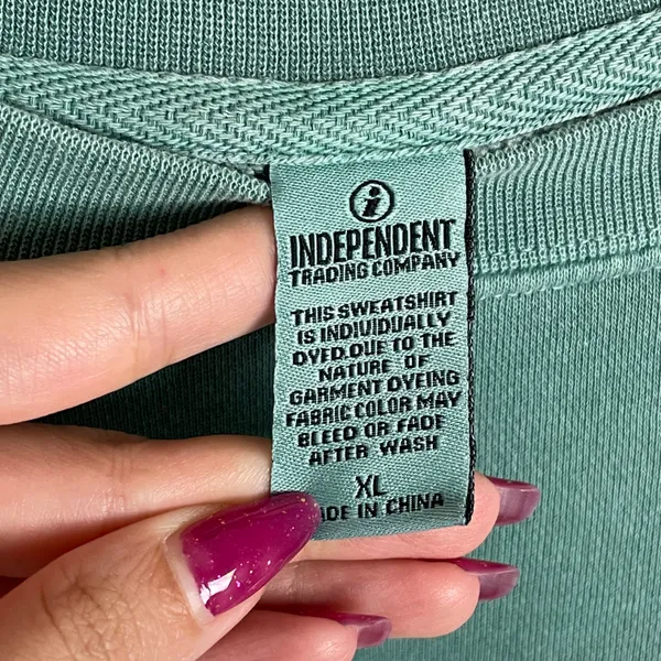 Nurse Crewneck Sweatshirt Green Size XL - Image 7