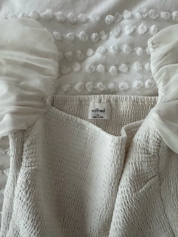 Aritzia Wilfred Top - Image 3