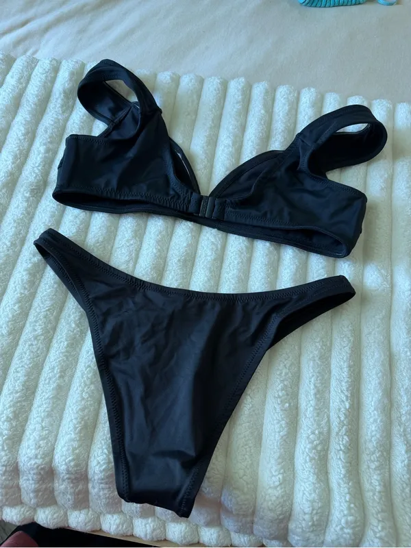 NWOT SKIMS Black Two-Piece Bikini Set - Image 6