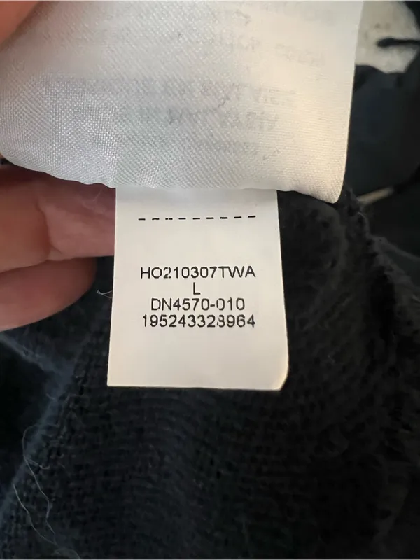 Nike‎ woman’s Jordan hoodie loose fit large - Image 11