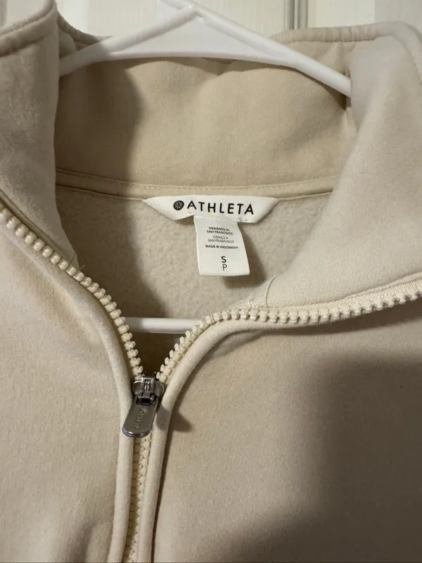 Athleta Eastbound Half-Zip Fleece Sweatshirt Cream Petite Small - Image 3