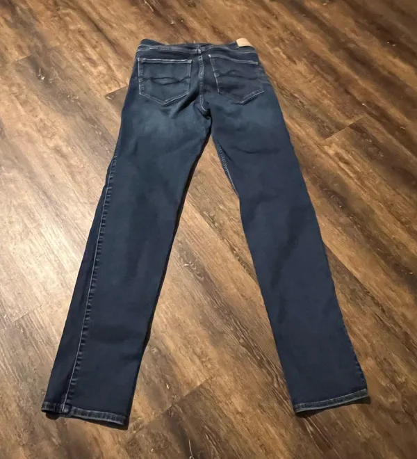 Abercrombie Jeans - Image 3