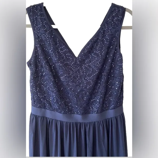 NWT navy maxi sleeveless formal dress - Image 3