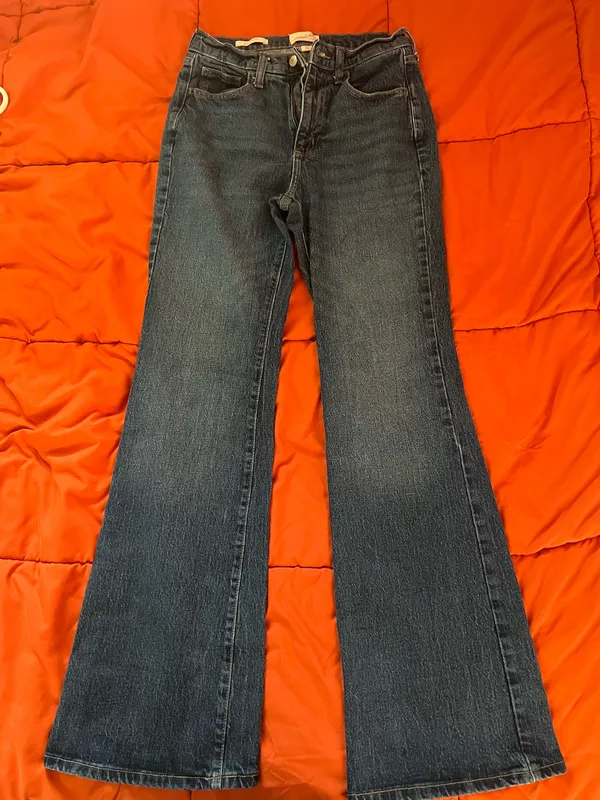 Universal Threads High-Rise Flare Jeans 6 - Image 2