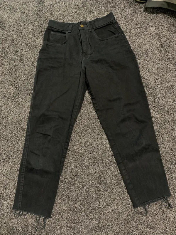 Black High Waisted Mom Jeans - Image 3