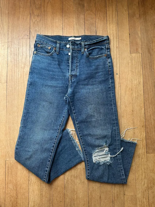 Levi’s Wedgie Straight Jeans - Image 2
