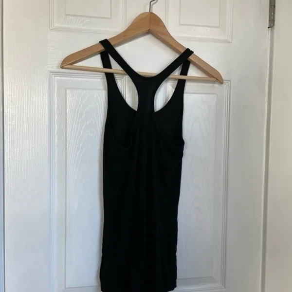 Old Navy ribbed black workout exercise tank top womens size m - Image 3