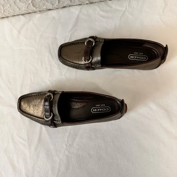 Coach Women’s Shoes Leather Loafers Size 7 M Gunmetal Gray Metallic - Image 2
