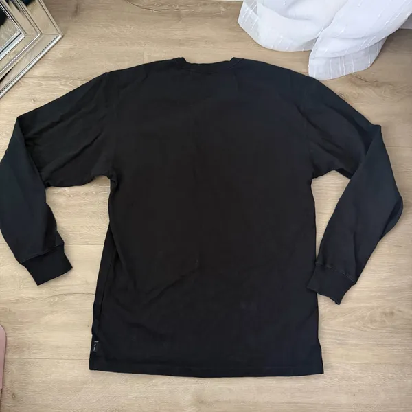 The Nike Tee Black Long Sleeve - Image 6