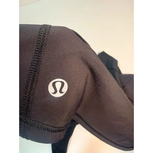 Lululemon size 6 - Image 2